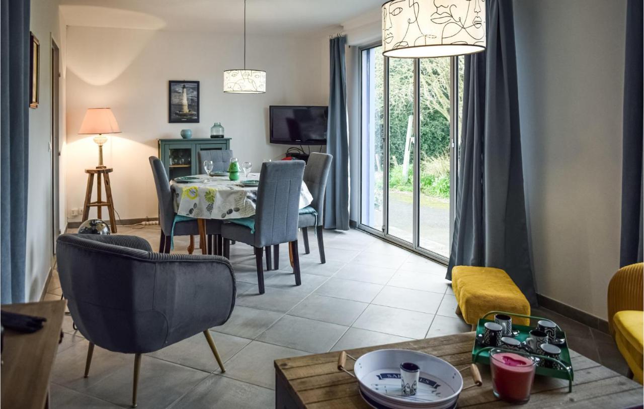 Awesome Home In Paimpol With Kitchen エクステリア 写真